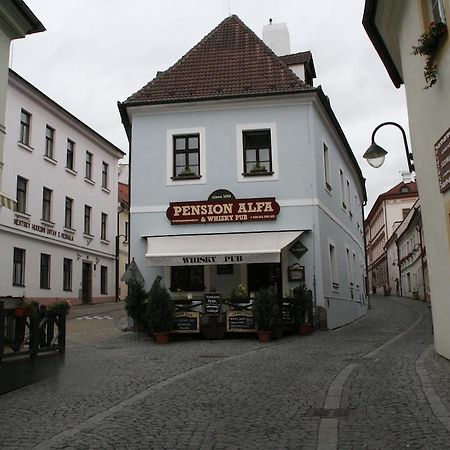 Pension Alfa & Whisky Pub Tábor Esterno foto